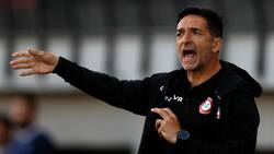 “Respeto al entrenador chileno porque le traen técnicos de otros países y tiene que remarla”