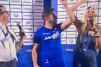 VIDEO | El cántico contra Colo Colo que Walter Montillo le pidió entonar a los hinchas de la U