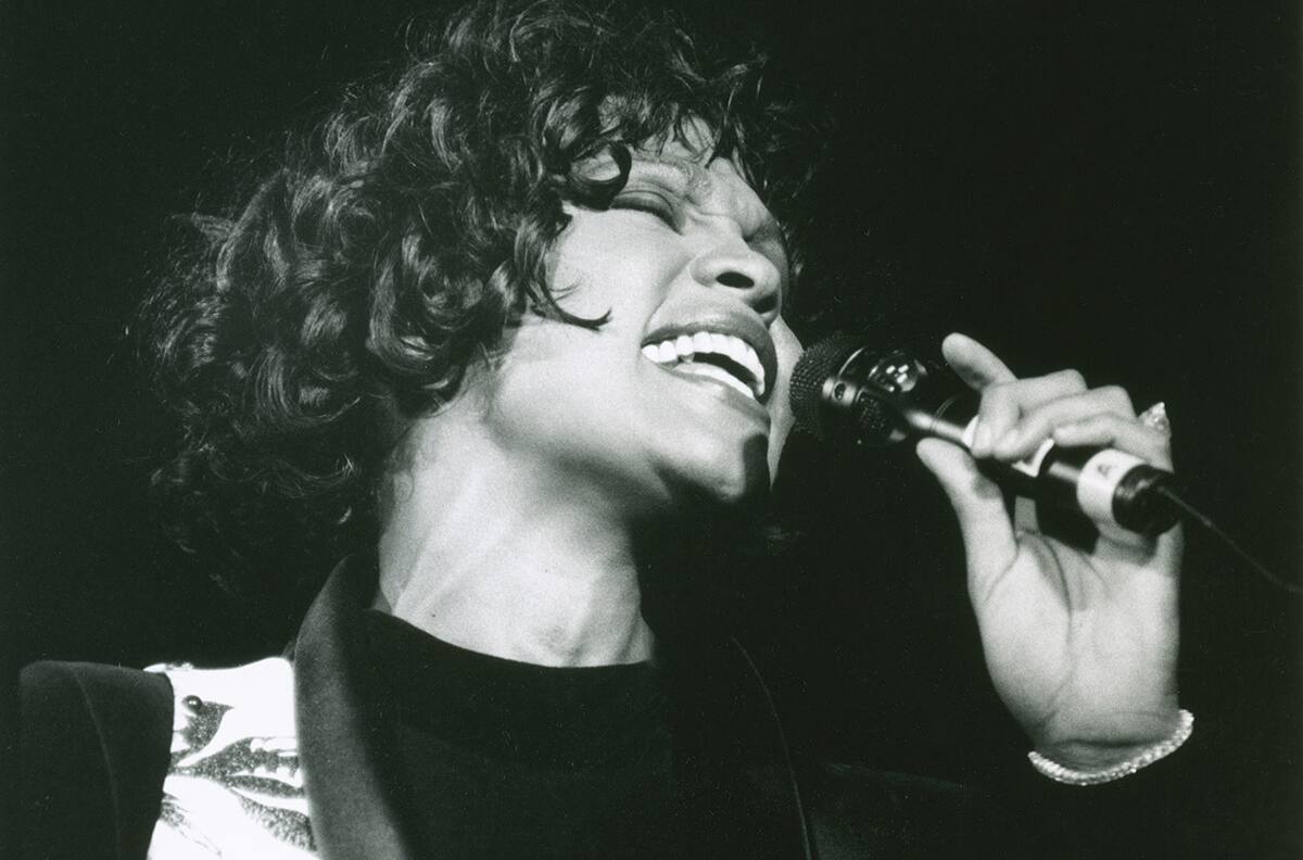 Efemérides de HOY, 9 de agosto: Nace la voz legendaria que marcó generaciones y conquistó al mundo entero