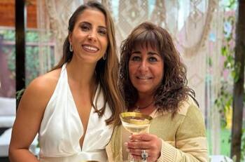 Sencillo y muy romántico: Así fue el matrimonio de Widad Rabi, hija de Helhue Sukni