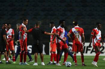 Llegó como superestrella, fracasó ante Magallanes y ahora debe bajar de peso para seguir en el club