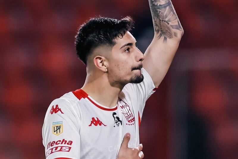 El chileno está siendo tentado para jugar en Boca Juniors