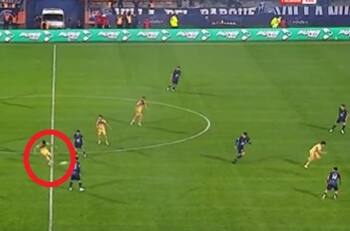 VIDEO | La sensacional asistencia de Williams Alarcón en la goleada de Boca Juniors