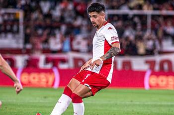 La dura competencia que le puede surgir a Williams Alarcón en Boca Juniors