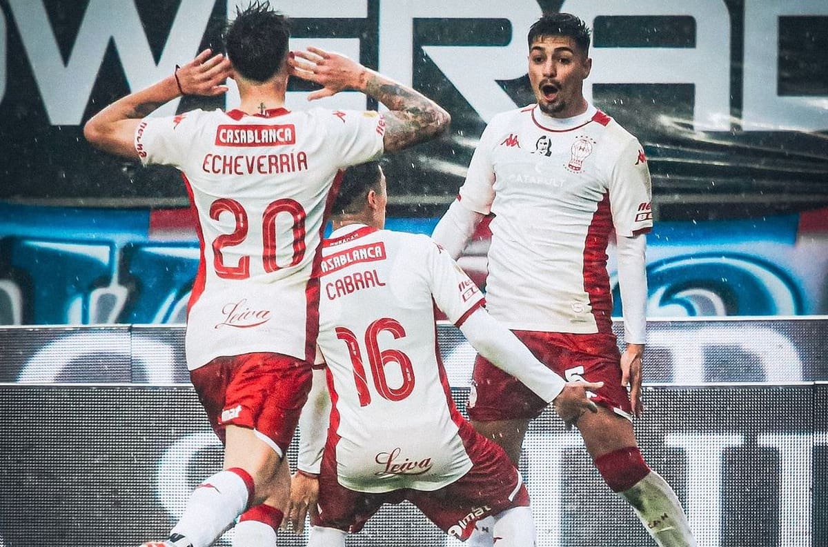 recibieron honrosa distinción en el fútbol trasandino.