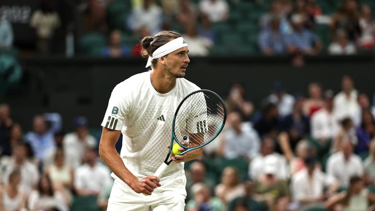 El toque de queda frena a Zverev en Wimbledon y lo obliga a esperar