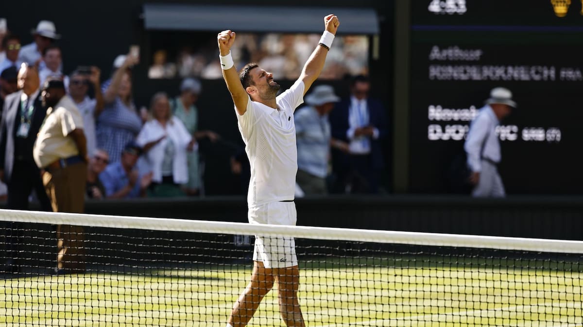 Novak Djokovic iguala histórico récord de Roger Federer y pasa a octavos de final en Wimbledon