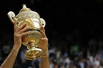 Un misterio jamás resuelto: ¿Por qué hay una piña en el trofeo de Wimbledon?