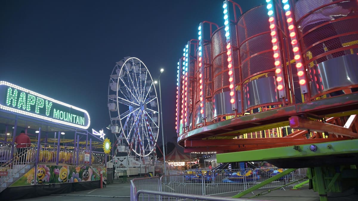 El recinto también cuenta con un tagadá, un carrusel para infantes y cientos de atracciones para diferentes edades. Foto: Wonder Park vía Instagram.