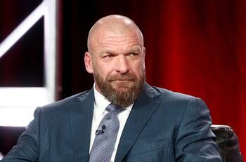 “¡Tu futuro no tiene límites!“: Triple H elogia a Stephanie Vaquer tras levantar su primer título en WWE