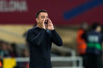 Tremenda voltereta: Barcelona ahora habría decidido despedir a Xavi por polémicas declaraciones