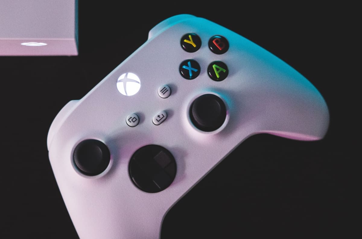 Filtran imágenes de la supuesta nueva Xbox: No tendría lector de discos