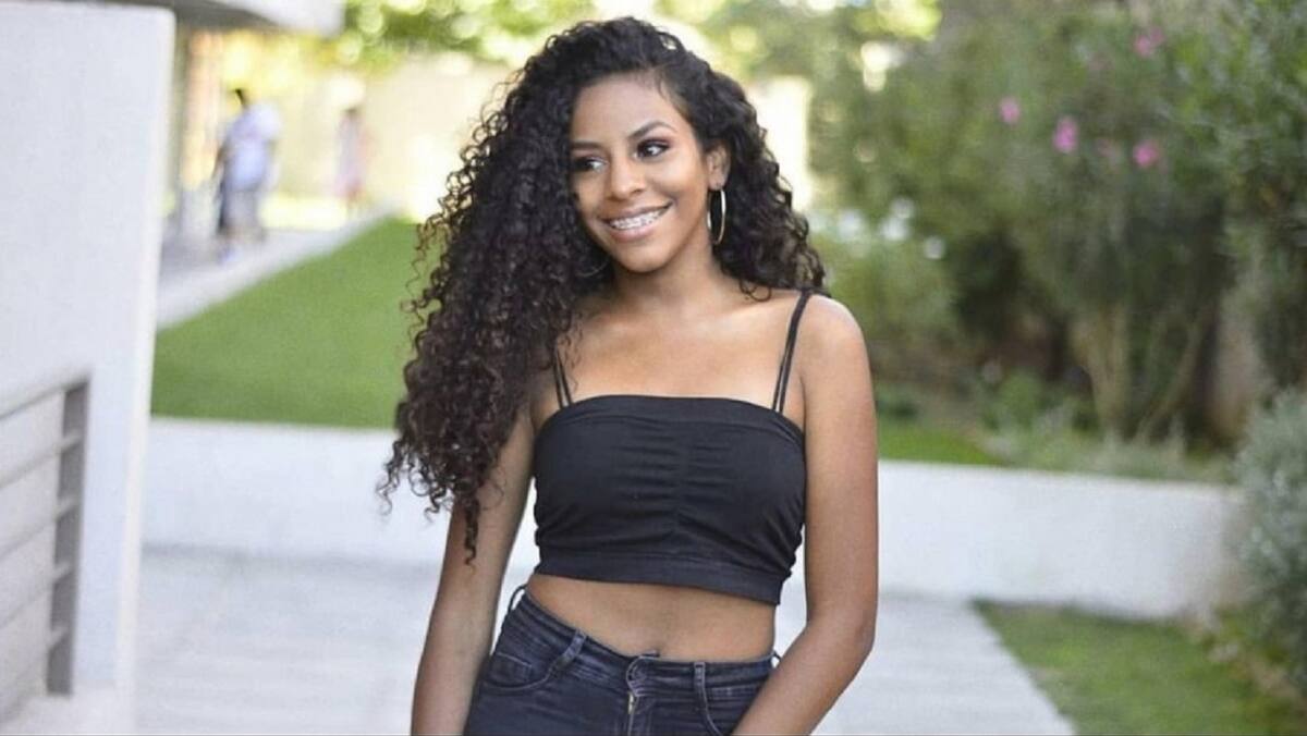 dio a luz a su primer hijo.