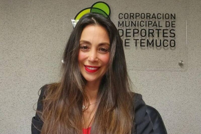 Es gerenta de la Corporación Municipal de Deportes del a Región de La Araucanía.