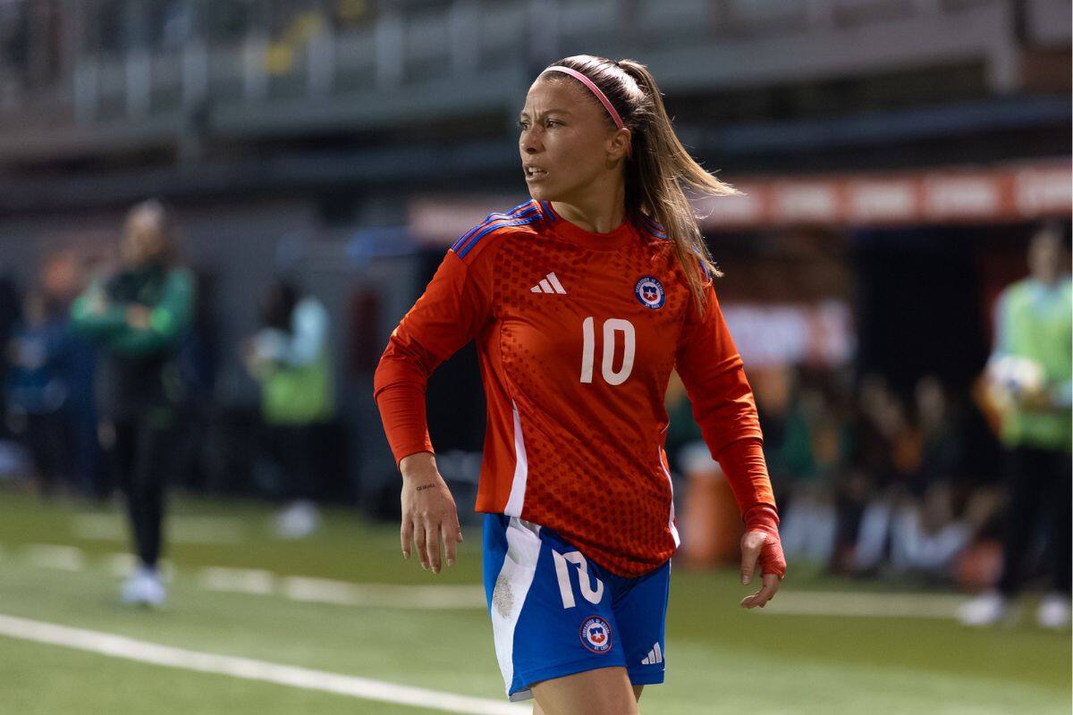 La mujer con más partidos Clase A FIFA con La Roja, con 109. Foto: Felipe Escobedo/En Cancha.