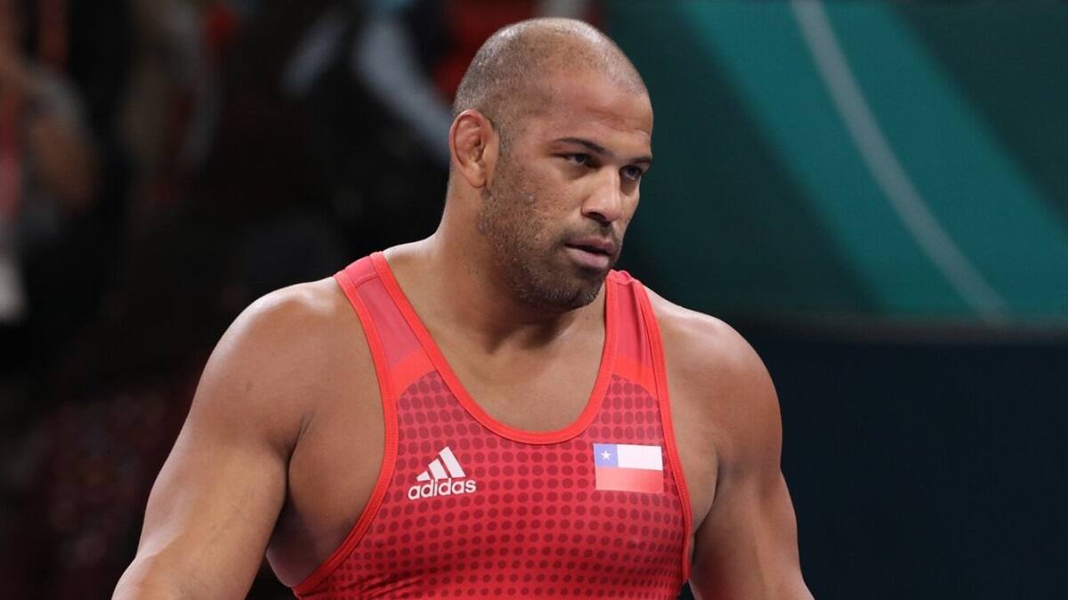 aseguró como mínimo medalla de plata en París 2024.