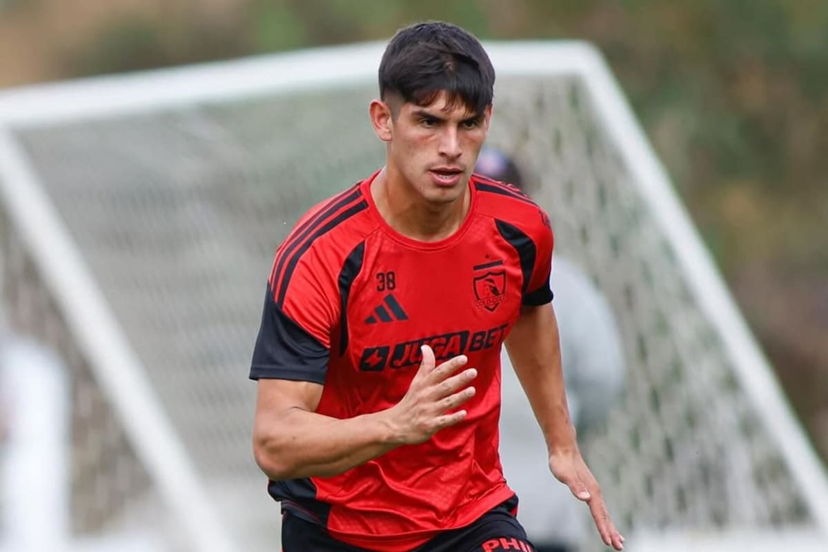 El delantero entrenando en Colo Colo. Foto: Colo Colo.