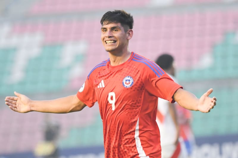 en la Selección Chilena Sub-16. Foto: La Roja.