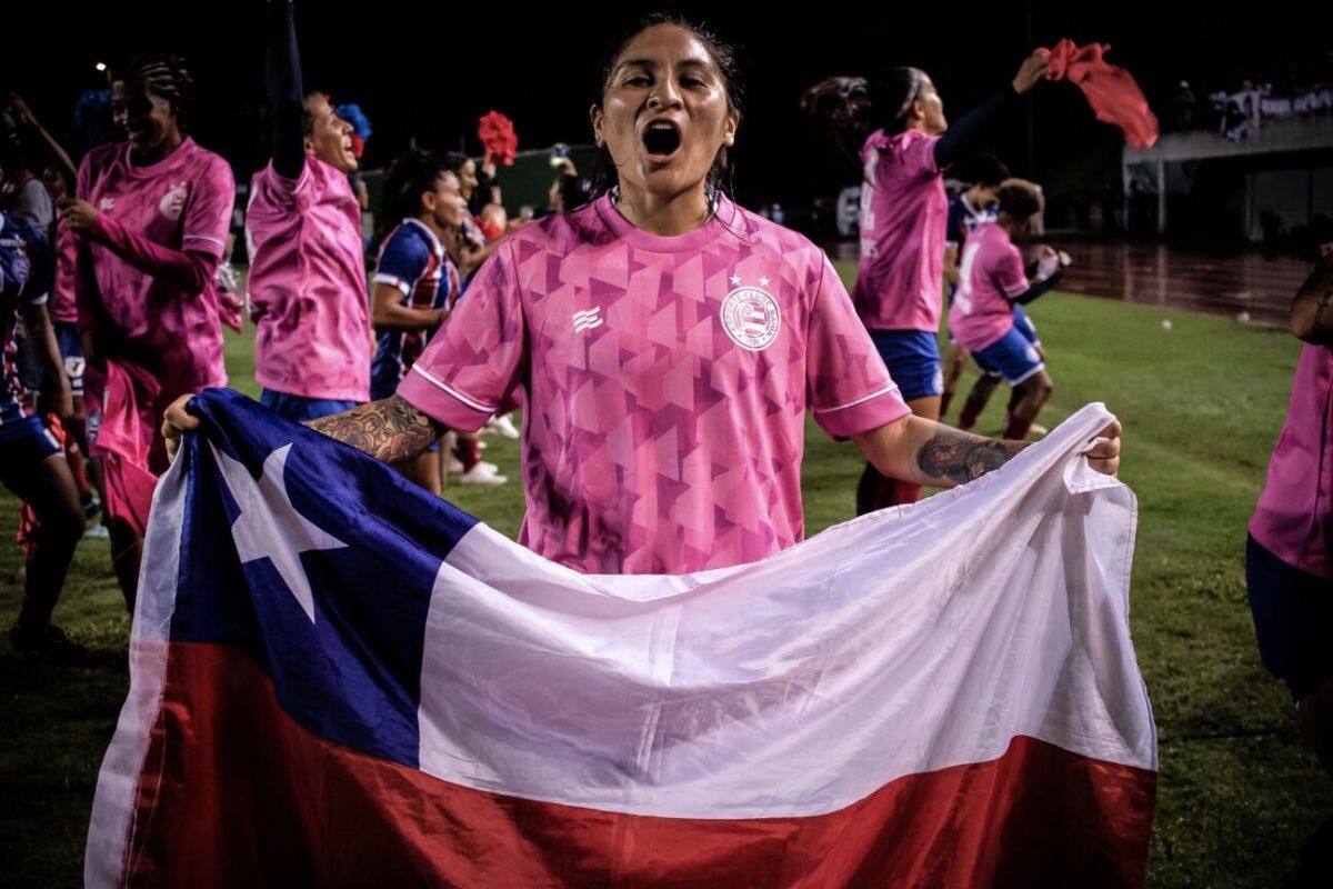 La iquiqueña se proclamó campeona en Brasil de un torneo del que fue la goleadora. Foto: Contragolpe.