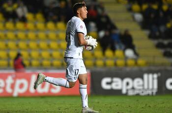 Jugador que sonó en la U y fue seleccionado nacional ahora podría reforzar a un equipo de Primera B