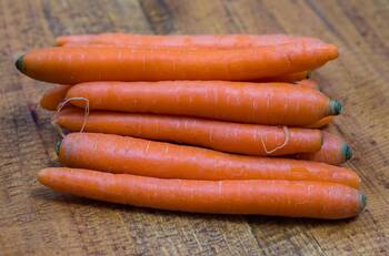 ¡No botes tus zanahorias viejas! Así puedes rejuvenecerlas en solo un día