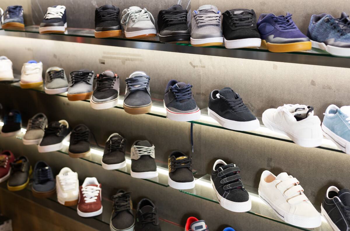 Hites tiene estas zapatillas con hasta 82% de descuento y retiro gratis en tienda