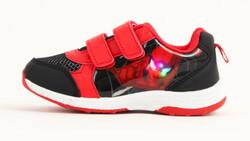 Por menos de $10.000: Ripley tiene un 64% de descuento en estas increíbles zapatillas con luces de Spiderman
