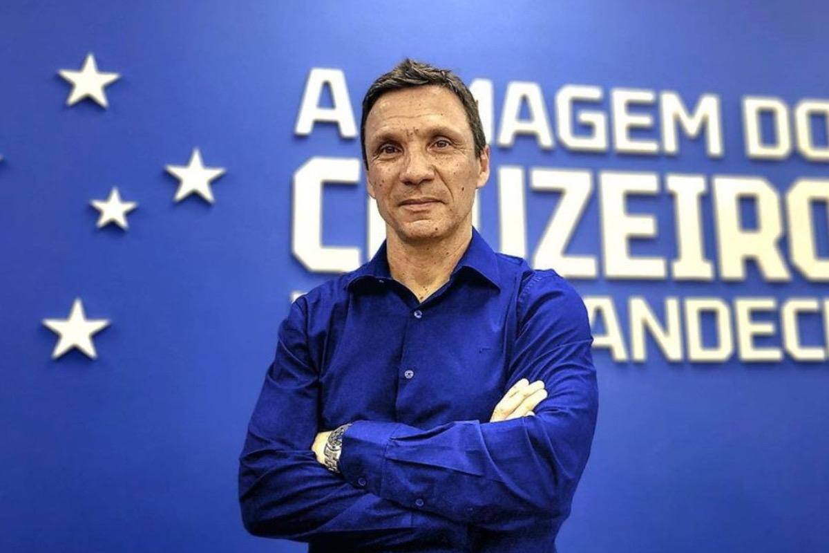 es parte de la terna final de técnicos para llegar a Colo Colo.