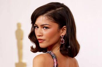 Zendaya revela cómo maneja sus 184 millones de seguidores en Instagram