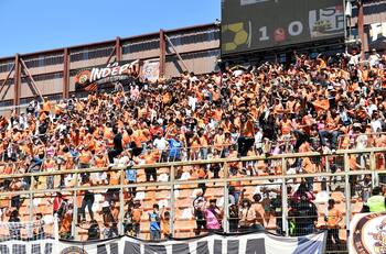 Histórico de Cobreloa fustiga precio de las entradas vs. la U: “Invitas a la gente a quedarse en casa”
