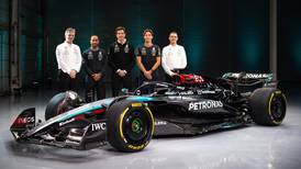Anuncio inminente: revelan el piloto que reemplazará a Lewis Hamilton en Mercedes a partir de 2025