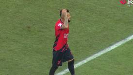 VIDEO | El VAR dijo otra cosa: golazo de Arturo Vidal fue anulado en Athletico Paranaense