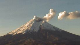 VIDEO | Erupción volcánica en Ecuador: El Volcán Cotopaxi lanza columnas de humo y ceniza