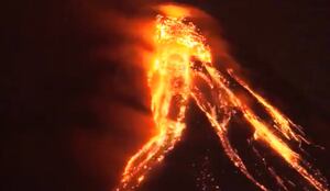 VIDEO | El impactante momento en que Volcán Mayón hizo erupción en Filipinas
