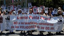 ¿Qué pasará con reos de Punta Peuco? Aprueban que presos mayores de 70 años cumplan sus penas en arresto domiciliario