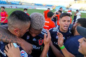 Invicto: el renacer de un símbolo de Universidad de Chile en Primera B