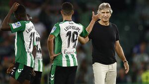 Depende de Manuel Pellegrini: Al Nassr de Cristiano Ronaldo tienta con millonaria oferta a figura del Betis
