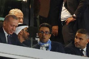 El jeque dueño de Manchester City fue a ver a su equipo al estadio por primera vez en más de una década