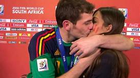 ¿Qué fue de Sara Carbonero? La periodista a la que Iker Casillas le "robó" un beso tras la final de Sudáfrica 2010