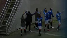 [VIDEO] Campeones tras 10 años: Los jugadores del Rangers fueron a saludar a sus hinchas