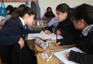 ¿Cuáles son los requisitos para obtener el Bono Logro Escolar?